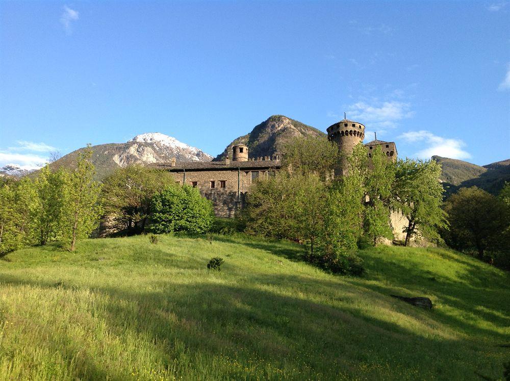 Hotel Comtes De Challant Albergo Etico Valle D'Aosta フェーニス エクステリア 写真